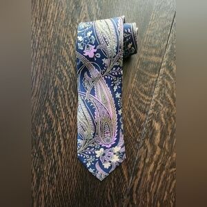 Elegant Paulo diQuinto Italian Blue Lavender Silk Paisley Necktie EUC $22